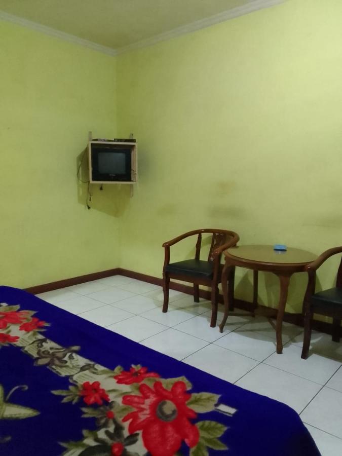 Oyo 93146 Lamin Indah Hotel Puncak Ngoại thất bức ảnh