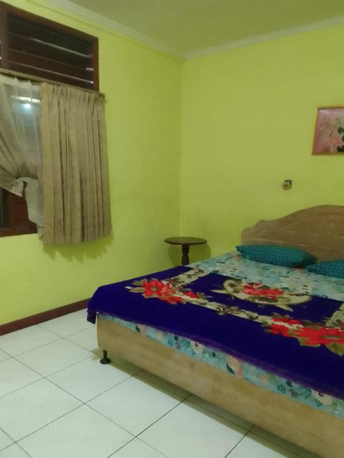 Oyo 93146 Lamin Indah Hotel Puncak Ngoại thất bức ảnh